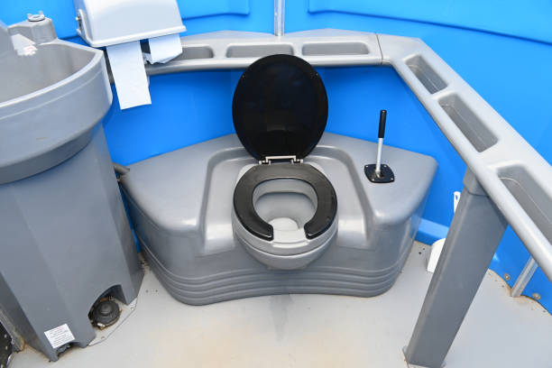 Types of Portable Toilets We Offer in Saginaw, MI